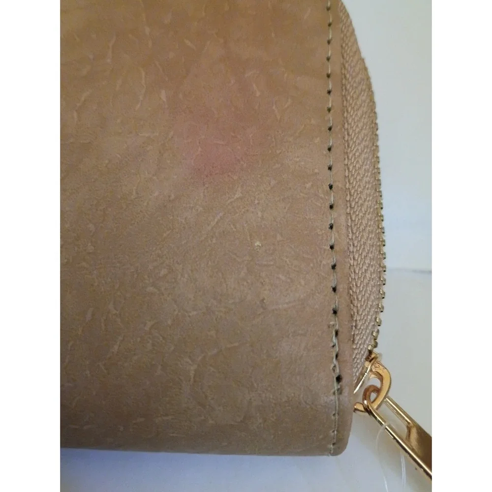 Tems brand zip